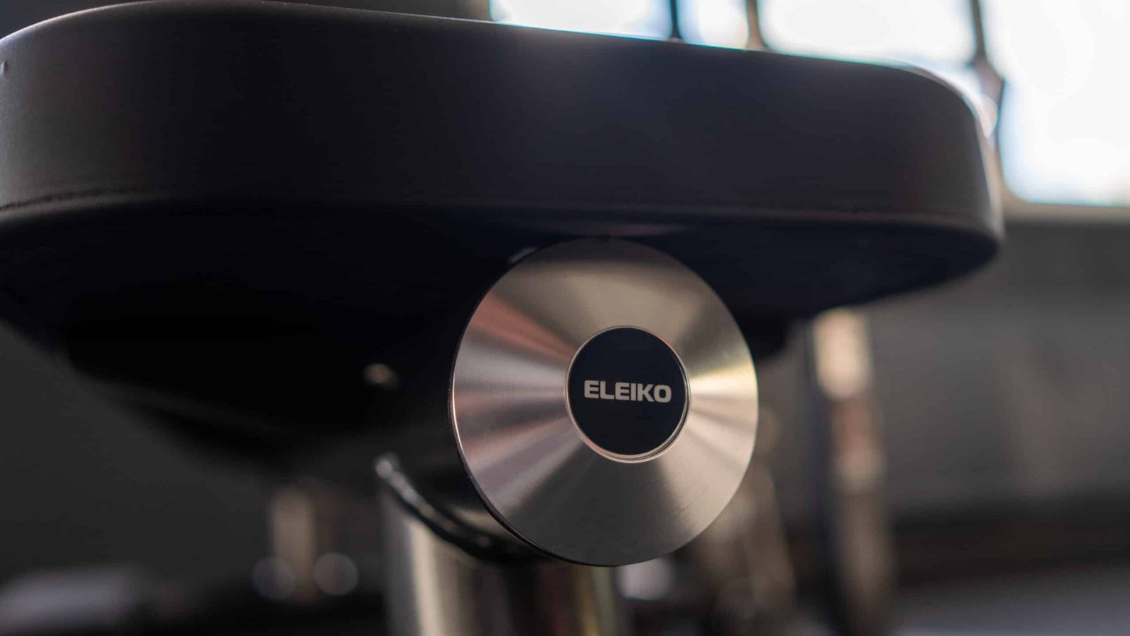 Detailaufnahme einer Eleiko Wettkampfbank im Invictus Gym Hamburg